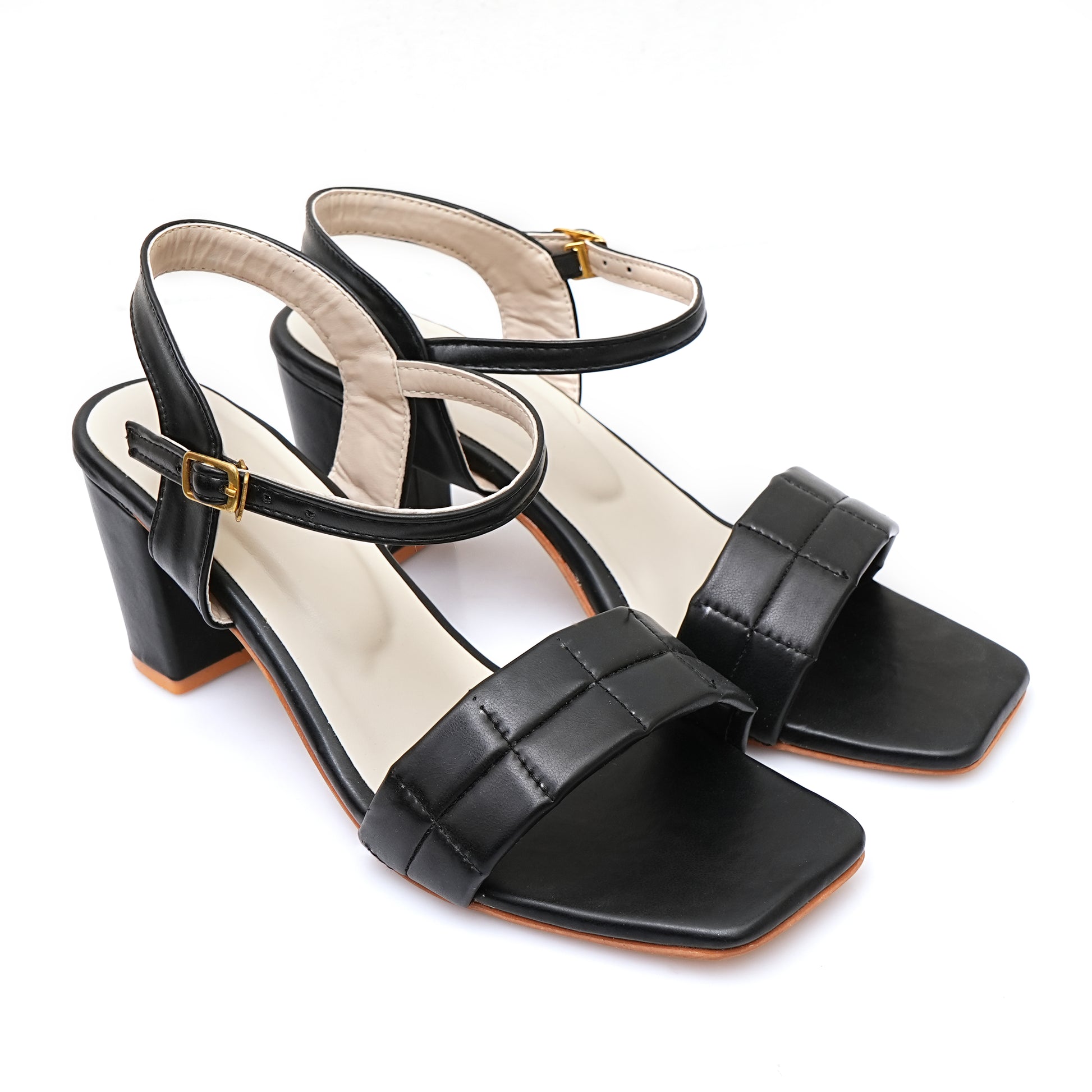 MosFlare Women's Black Quilted Square Toe